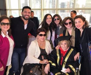 إيمي سمير غانم تهنيء مديحة يسري ونادية لطفي لمنحها الدكتوراه الفخرية (صور)