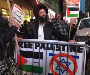 بمشاركة يهود وحاخامات.. مظاهرات في أمريكا ضد قرار ترامب باعتبار القدس عاصمة إسرائيل
