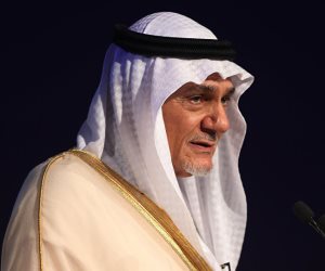 «خلص الكلام».. خالد الفيصل أوجز فأنصف العلاقات السعودية الإماراتية (فيديو)