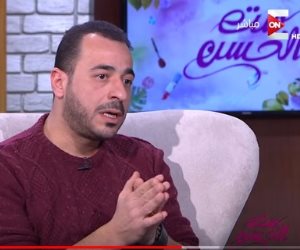 رامى الطمبارى لـ on E: محمود عبد العزيز كان بيذاكر وميعرفش الهزار بالشغل