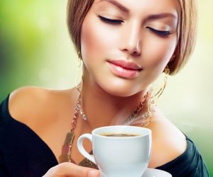 "خس واتكيف".. القهوة الخضراء تحسن المزاج وتنقص الوزن