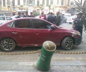 الأمن يشتبه في سيارة مطموسة الأرقام بميدان طلعت حرب