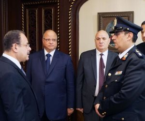 وزير الداخلية يكرم قيادات أمن القاهرة بعد إفشالهم الهجوم على كنيسة مارمينا
