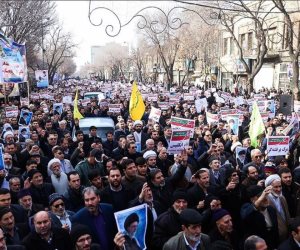 واشنطن: لن تتخلى عن دعم مقاومة الشعب الإيراني