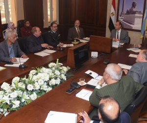 محافظ الإسكندرية يكلف المسئولين لإنهاء مشكلة الصرف الصحي لمنطقة قشوع بالعامرية  