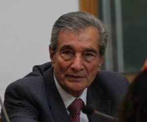 فاروق شوشة.. "قيثارة الشعر العذري" الذي احتفل به جوجل 