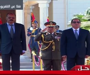 مراسم استقبال رسمية للرئيس الإريتري في قصر الاتحادية