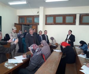 رئيس جامعة الأزهر يتفقد لجان الامتحانات بالمنصورة (صور)