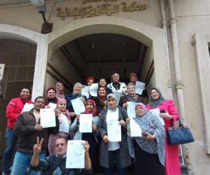 عضوات القومي للمرأة بالشرقية يحررن توكيلات لترشيح الرئيس السيسي