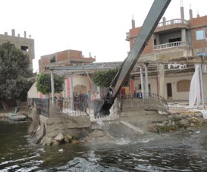 إعادة هيبة الدولة علي أراضي نهر النيل: تنفيذ 8 قرارات إزالة قاعات أفراح على مساحة 2500 فدان (صور)
