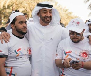 محمد بن زايد يشارك في مبادرة "نمشي معا" قبل ألعاب الاولمبياد الخاص بأبو ظبى