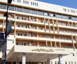 "التأمين الصحي" ببنها توضح حقيقة طرد مريض من العناية المركزة: "حولناه على الأميري"
