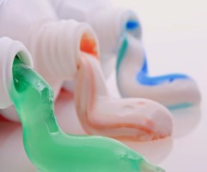 "للمعجون وجوه أخري".. 27 استخدام له ستسهل عليك الحياة