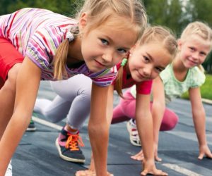 الاهتمام بالحصص الرياضية وألعاب الكرة في المدارس يحسن صحة العظام بين الطلاب 