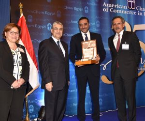 وزارة الكهرباء والأمم المتحدة وغرفة التجارة الأمريكية يكرمون "فودافون مصر"