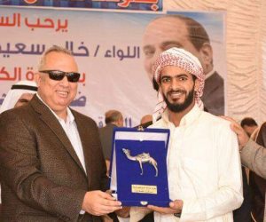 محافظ الشرقية يوزع جوائز الفائزين في مهرجان الهجن التاسع  ( صور ) 
