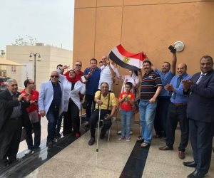 الانتخابات الرئاسية 2018.. المصريون يهزمون المستحيل بقطر.. ويهتفون: "تحيا مصر" (فيديو) 