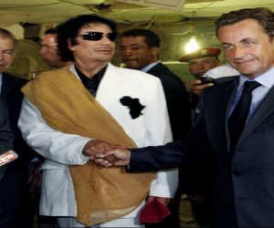 هل تورط ساركوزي في مقتل القذافي؟ شاهد عيان يفضح الرئيس الفرنسي السابق