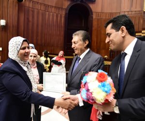 البرلمان يكرم مديرة تحرير "اليوم السابع" ونائبتين (صور) 
