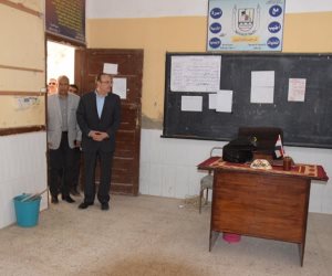 محافظ بني سويف يطمئن على استعدادات لجان انتخابات الرئاسة بمركز الواسطى 