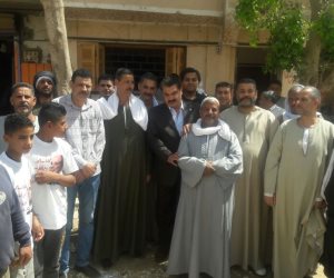 برلماني: دعوة المواطنين للمشاركة في الانتخابات أكبر مساندة للدولة (صور)