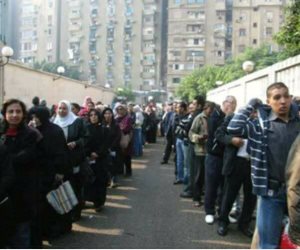 تزايد أعداد الناخبين على لجان الزيتون وحلوان للمشاركة في الانتخابات (صور)