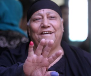5 مشاهد في أول ساعة من الانتخابات الرئاسية 2018.. كبار السن أول الحاضرين.. والسيدات يتصدرن المشهد.. وزغاريد ورقص أمام اللجان