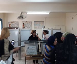 الانتخابات الرئاسية في 6 ساعات.. إقبال كثيف على اللجان بمصر الجديدة (فيديو وصور)