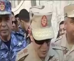 رئيس الأركان يتفقد إحدى لجان الانتخابات الرئاسية بالإسكندرية