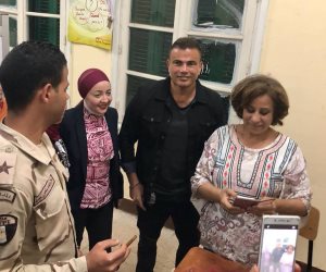 عمرو دياب يدلي بصوته في الانتخابات الرئاسية 