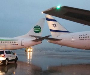 التكنولوجيا الإسرائيلية تفشل .. اصطدام طائرتين في مطار تل أبيب  (صور)