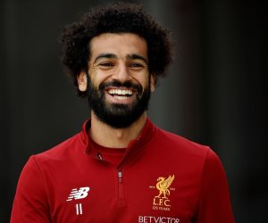 صلاح يتفوق على ميسي ورونالدو ويتصدر غلاف فيفا 2019 (فيديو وصور)