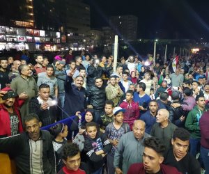 الفنان محمود الليثي ينضم لمحتفلين عابدين بفقرات غنائية احتفالا بفوز الرئيس ( فيديو )