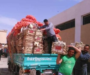 ملاحقات لتجار بالعريش لرفعهم الأسعار على المواطنين.. والتموين تؤكد انفراجة كبيرة بالأسواق