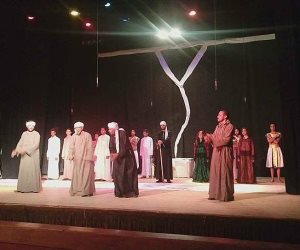 هل يقود المسرح ثورة ثقافية من الميادين لإصلاح حال الشارع المصري؟ 