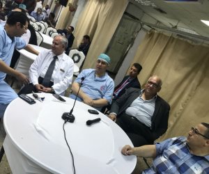 «طوارئ جامعة المنصورة» تستضيف خبير ألماني لإجراء 20 جراحة مستعصية بالأوعية الدموية