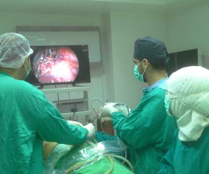 صاحب أول عملية جراحية  بالمنظار على مستوى وزارة الصحة لاستئصال جزء فص من الرئة اليسرى يكشف لـ"صوت الأمة" تفاصيل تجربته (صور)