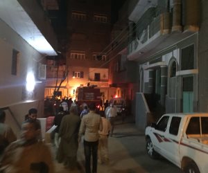 انفجار مستودع أسطوانات غاز بمركز أبنوب في أسيوط.. والحماية المدنية تكافح النيران (صور)