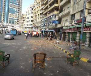 ننشر تفاصيل مصرع مواطن سقطت عليه لوحة إعلانية ضخمة على كورنيش الأسكندرية «صور »
