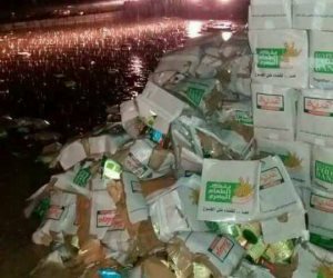 غرق بنك الطعام وتلف معظم محتوياته بسبب الأمطار الغزيرة بالتجمع الخامس