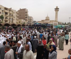 «مدد من غير عدد».. انطلاق مولد أبو الحجاج الأقصري بمشاركة آلاف المواطنين (صور)