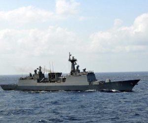  تفاصيل مناورات مرتقبة في المتوسط.. ماذا قال قائد البحرية الروسية؟ 
