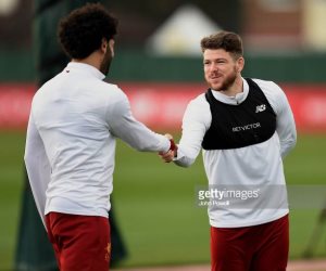 ألبرتو مورينو يمزح محمد صلاح.. ماذا قال؟
