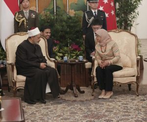 رئيسة سنغافورة تستقبل شيخ الأزهر بقصر الأستانا
