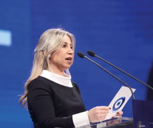 الجمال ينافس السياسة في الانتخابات النيابية اللبنانية 