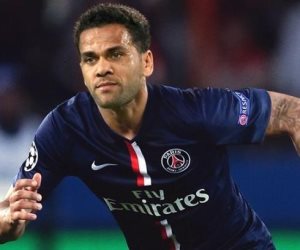 داني ألفيش يواجه خطر الغياب عن «مونديال» روسيا