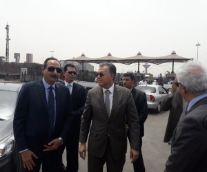 وزير النقل يتابع أعمال تنفيذ محاور النقل التنموية الجديدة في الإسكندرية (صور)