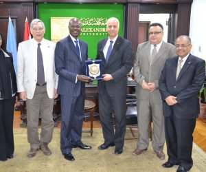 جامعة الاسكندرية تستقبل سفير كينيا لتوطيد أواصر التعاون بين البلدين (صور)