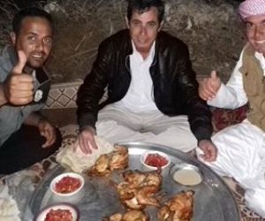 أشهرها "المندي والمنسف".. أكلات بدوية تزين المائدة السيناوية في شهر رمضان (صور)