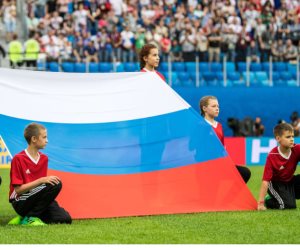 4 آلاف طفل وجهاً لوجه مع نجوم كرة القدم فى مونديال روسيا 2018